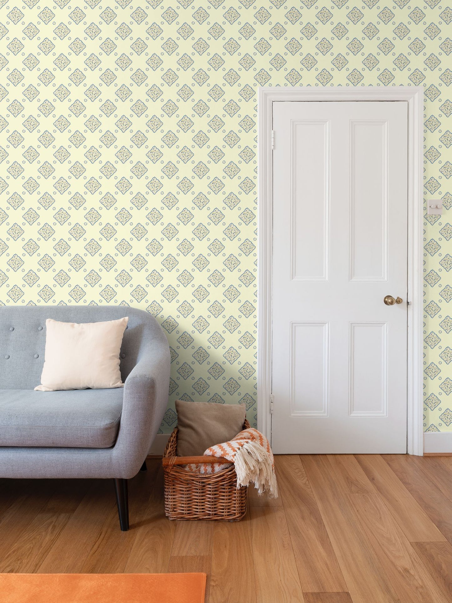 DAISY TRELLIS - MORNING CREAM - REPEAT PATTERN WALLPAPER