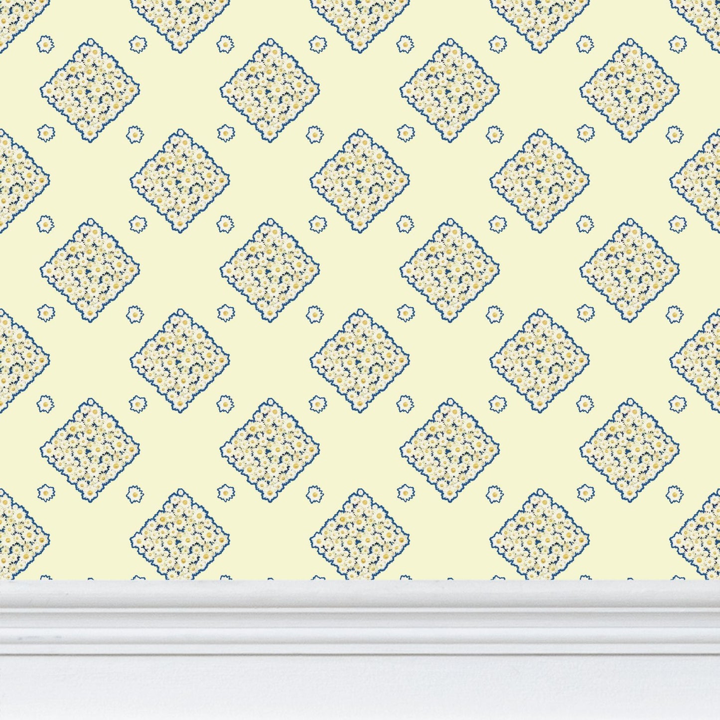 DAISY TRELLIS - MORNING CREAM - REPEAT PATTERN WALLPAPER