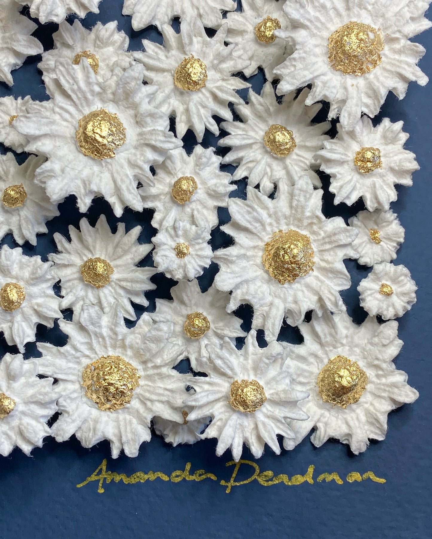 AS FREASH AS A DAISY (ROUND ON STIFFKEY BLUE)