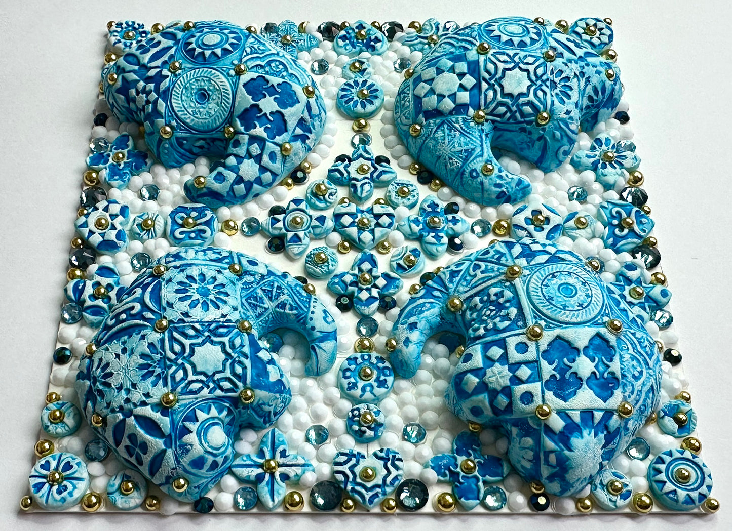 ZELLIJ ELEPHANTS