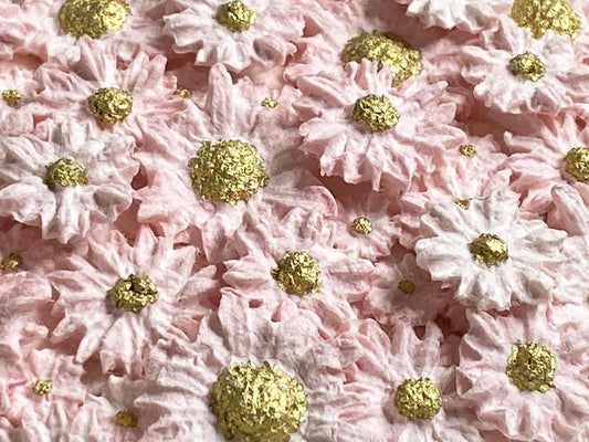 AS FRESH AS A DAISY (PALE PINK ON DOMED HEART)